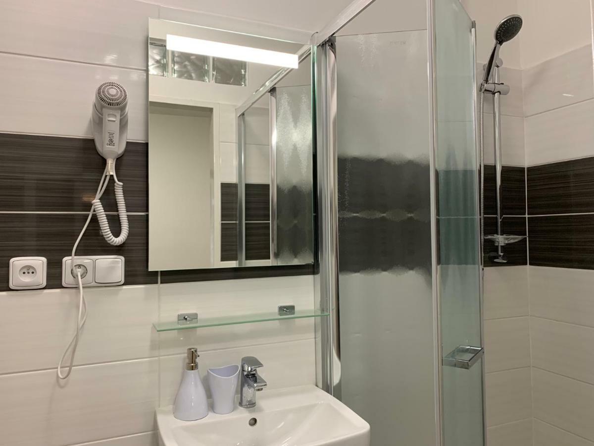 Mikulov Inn - Apartments Slunce מראה חיצוני תמונה